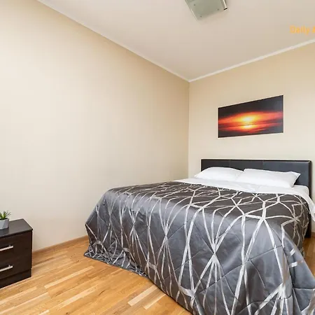 Apartment Luxury Suites - Viru Keskus By Rikas Hotels